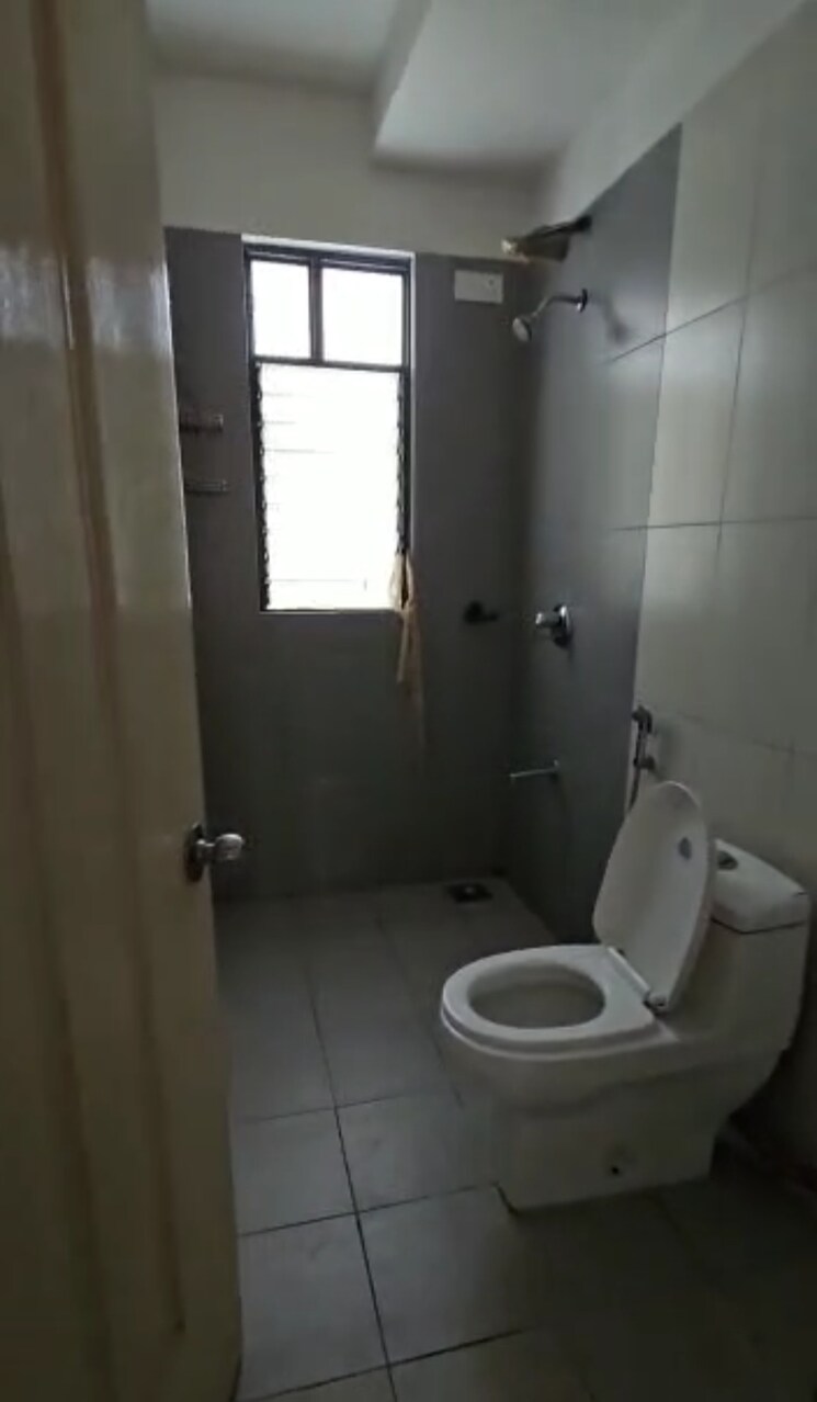 Bathroom, nanded-city-asawari 2 Bedroom 972 Sq.Ft. Apartment In Nanded Pune 7769421