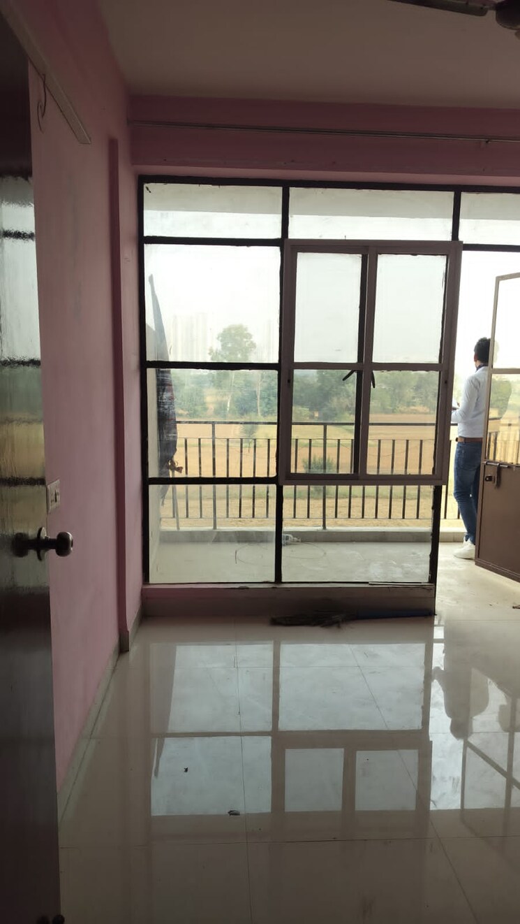 Balcony, signature-global-synera 1.5 Bedroom 460 Sq.Ft. Apartment In Sector 81 Gurgaon 7769496