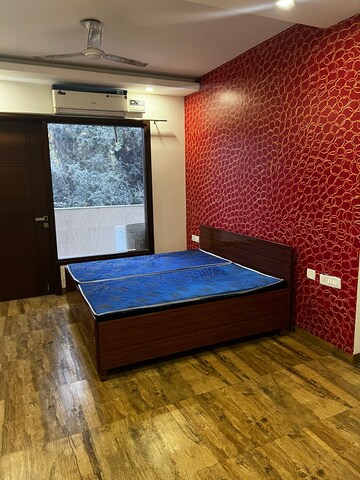 Bedroom in 2 BHK Apartment at Signature Global Synera, Sector 81 – for Sale