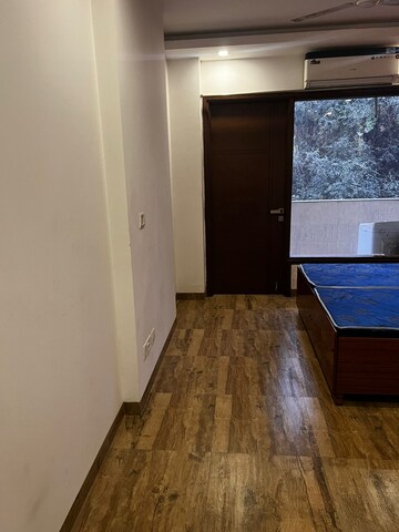 Room in 2 BHK Apartment at Signature Global Synera, Sector 81 – for Sale