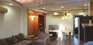 Living Room in 3 BHK Builder Floor at Mahavir Enclave – for Sale