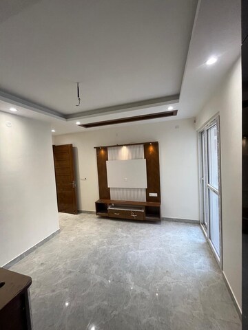 Room in 3 BHK Independent House at Gms Road – for Sale