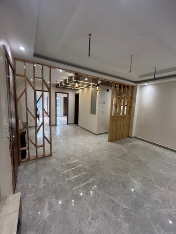 Room in 3 BHK Independent House at Gms Road – for Sale