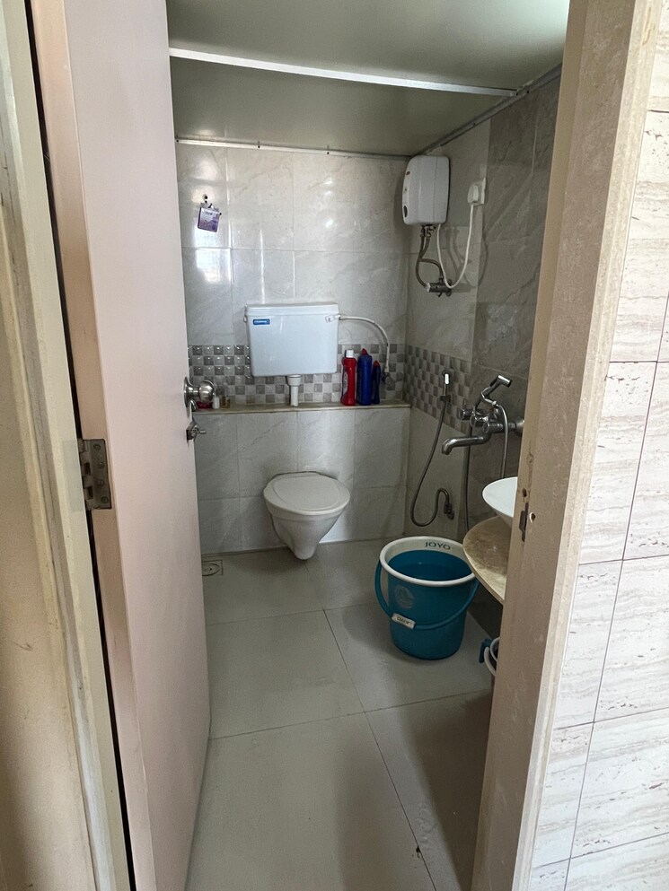 Bathroom, tanvi-eminence-phase-ii 2 Bedroom 1125 Sq.Ft. Apartment In Mira Road Thane 7769705