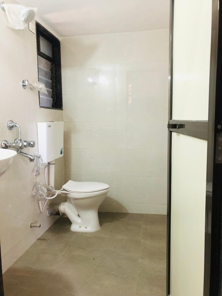 Bathroom, shree-laxmi-kailash-homes 1 Bedroom 445 Sq.Ft. Apartment In Kalyan West Thane 7769833