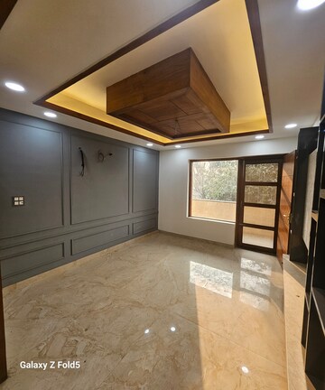 Kitchen in 4 BHK Builder Floor at Sector 28 – for Sale