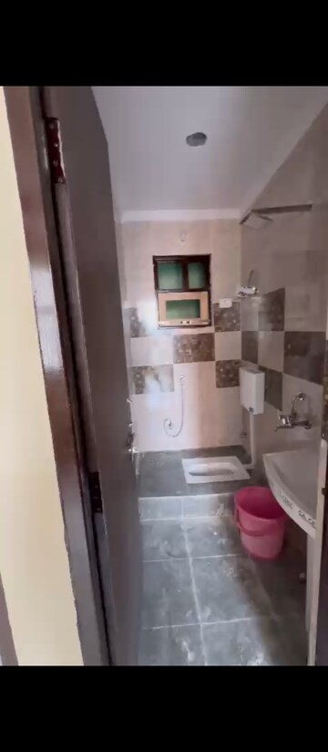 Bathroom in 1 BHK Builder Floor at Mehrauli – for Rent