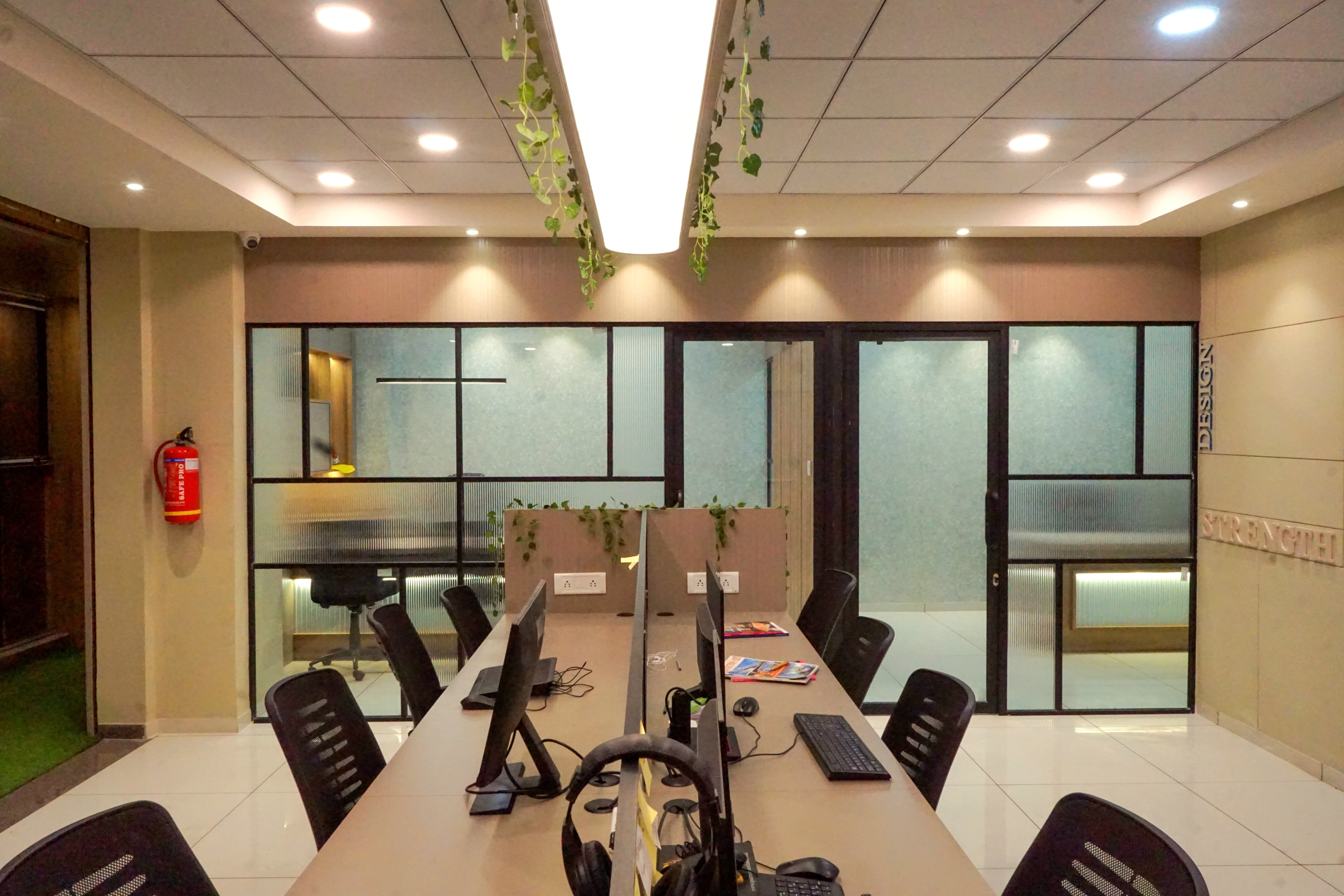 Commercial Office Space 1340 Sq.Ft. For Rent in Manjalpur Vadodara  7770158