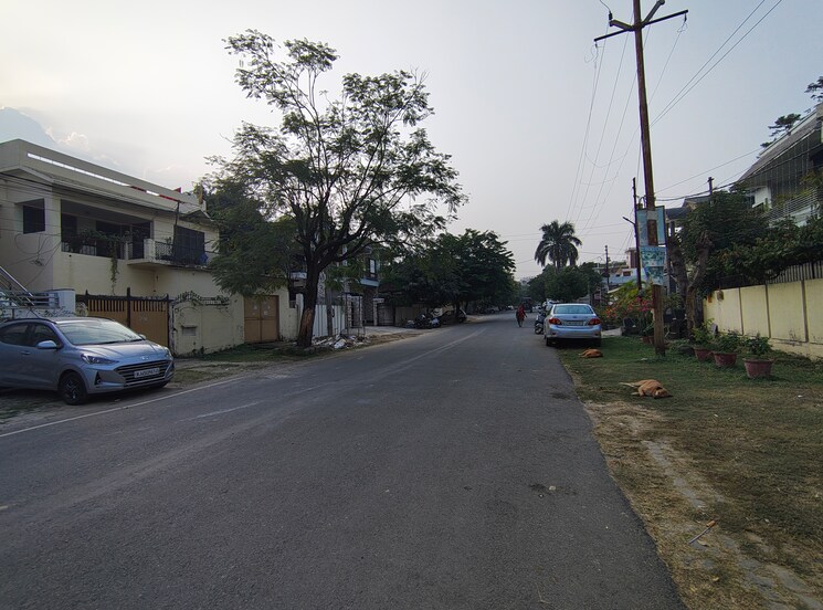  Parking, rajender nagar 4 Bedroom 311 Sq.Yd. Independent House In Rajender Nagar Dehradun 7770252