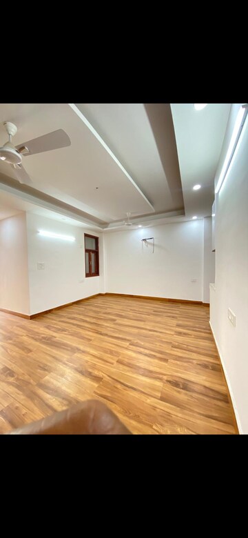 Building Lobby in 3 BHK Builder Floor at Chattarpur – for Sale