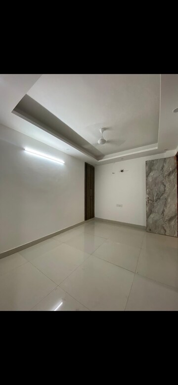 3 BHK Builder Floor For Sale in Chattarpur