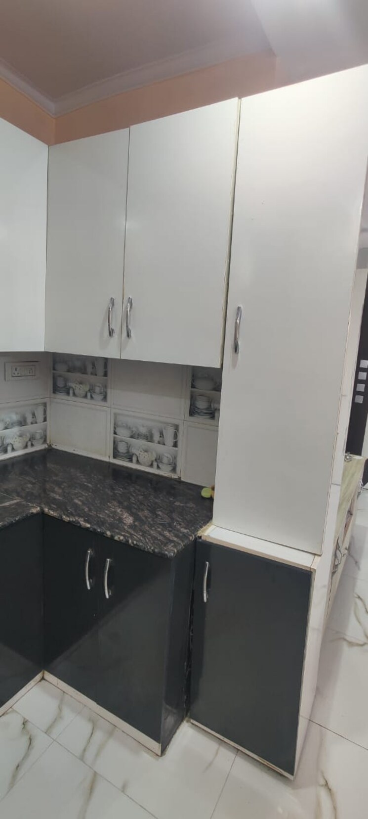 Kitchen, bamnoli village 3 Bedroom 1000 Sq.Ft. Builder Floor In Bamnoli Village Delhi 7770299