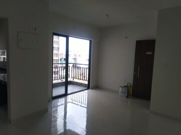 Room in 2 BHK Apartment at Regency Anantam, Dombivli East – for Sale