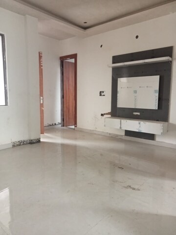 Room in 3 BHK Builder Floor at Sarfabad Village – for Sale