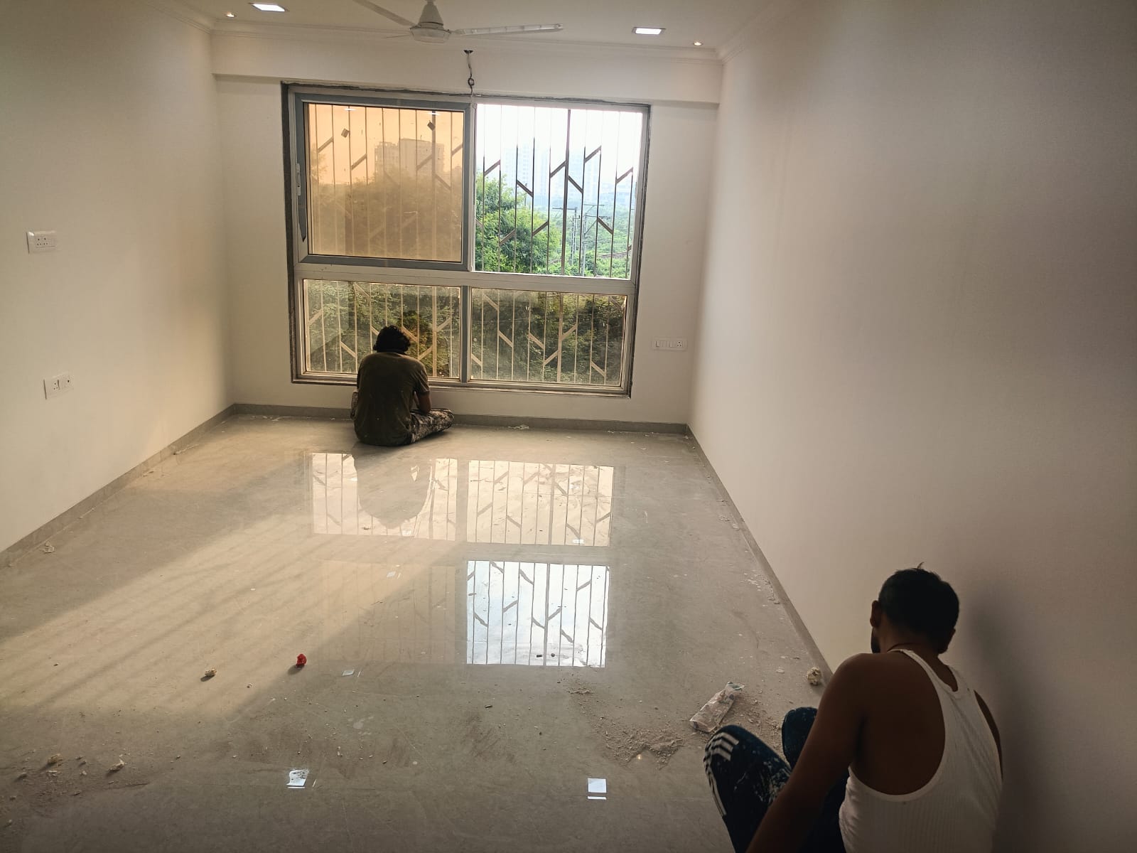 3 BHK + Servant Room Apartment For Sale in Sector 27 New Apartment 