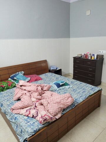 Bedroom in 3 BHK Apartment at Pitampura – for Sale