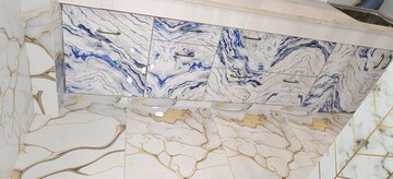  2 BHK Apartment at Shaheen Bagh – for Sale