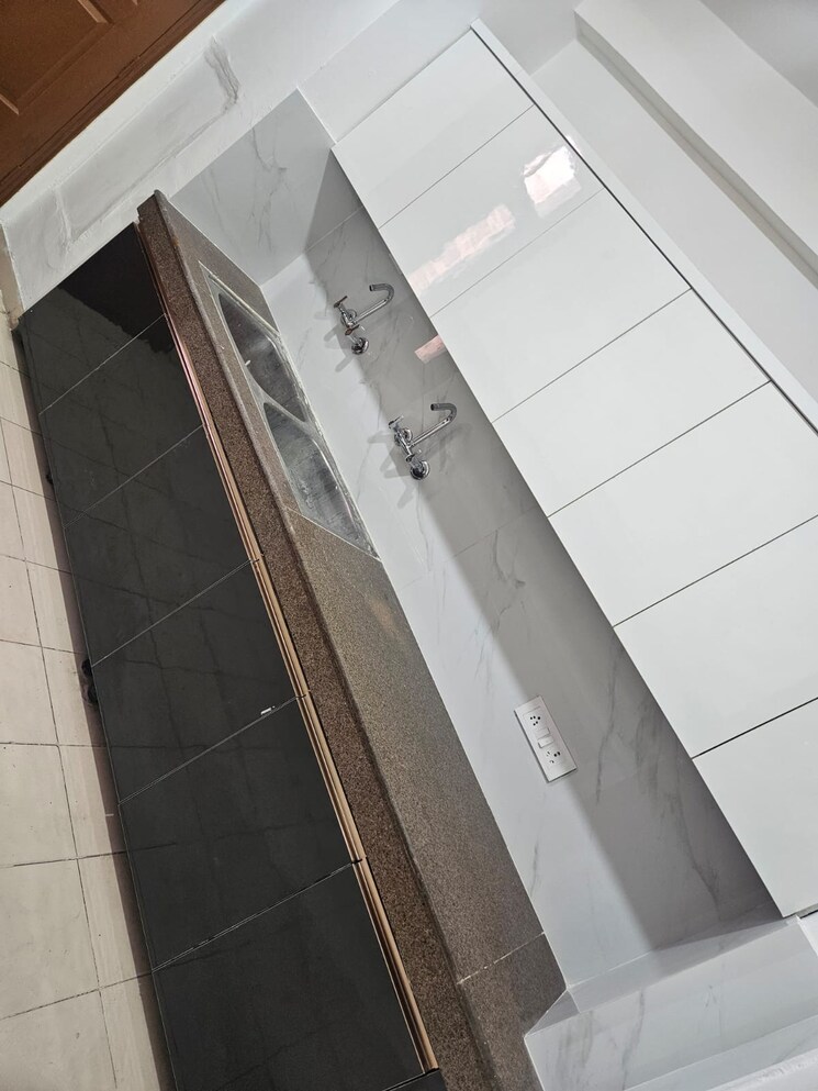 Balcony, pinnacle-aeren-homes 3 Bedroom 1680 Sq.Ft. Apartment In Pir Machalla Zirakpur 7770806