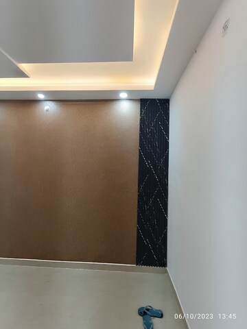 Furnished Amenities in 3 BHK Villa at Gomti Nagar – for Sale