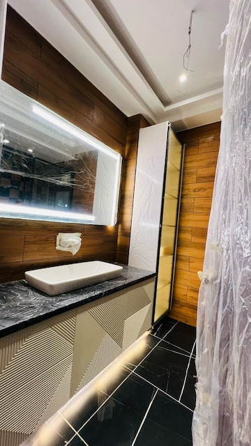 Bathroom in 4 BHK Builder Floor at Emaar Emerald Hills Phase 2, Sector 65 – for Sale