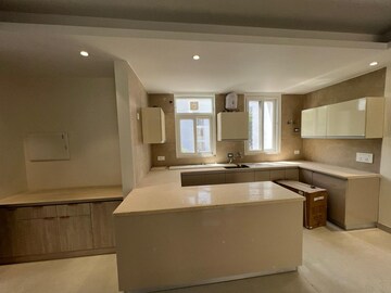 Kitchen in 3 BHK Builder Floor at Paras Manor, Gwal Pahari – for Sale