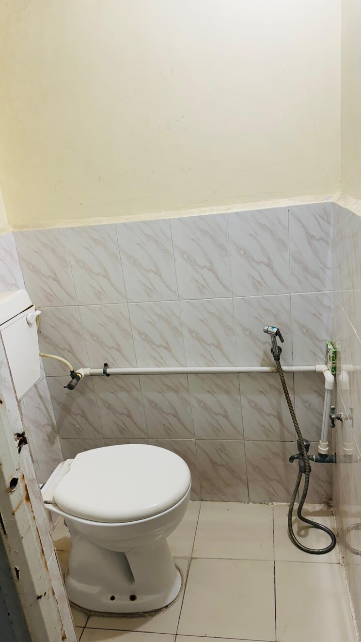 Bathroom, laxmi-nagar-society 2 Bedroom 1200 Sq.Ft. Apartment In Dhanori Pune 7771415