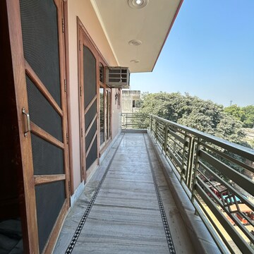 Balcony in 3 BHK Villa at Sector 22 – for Rent