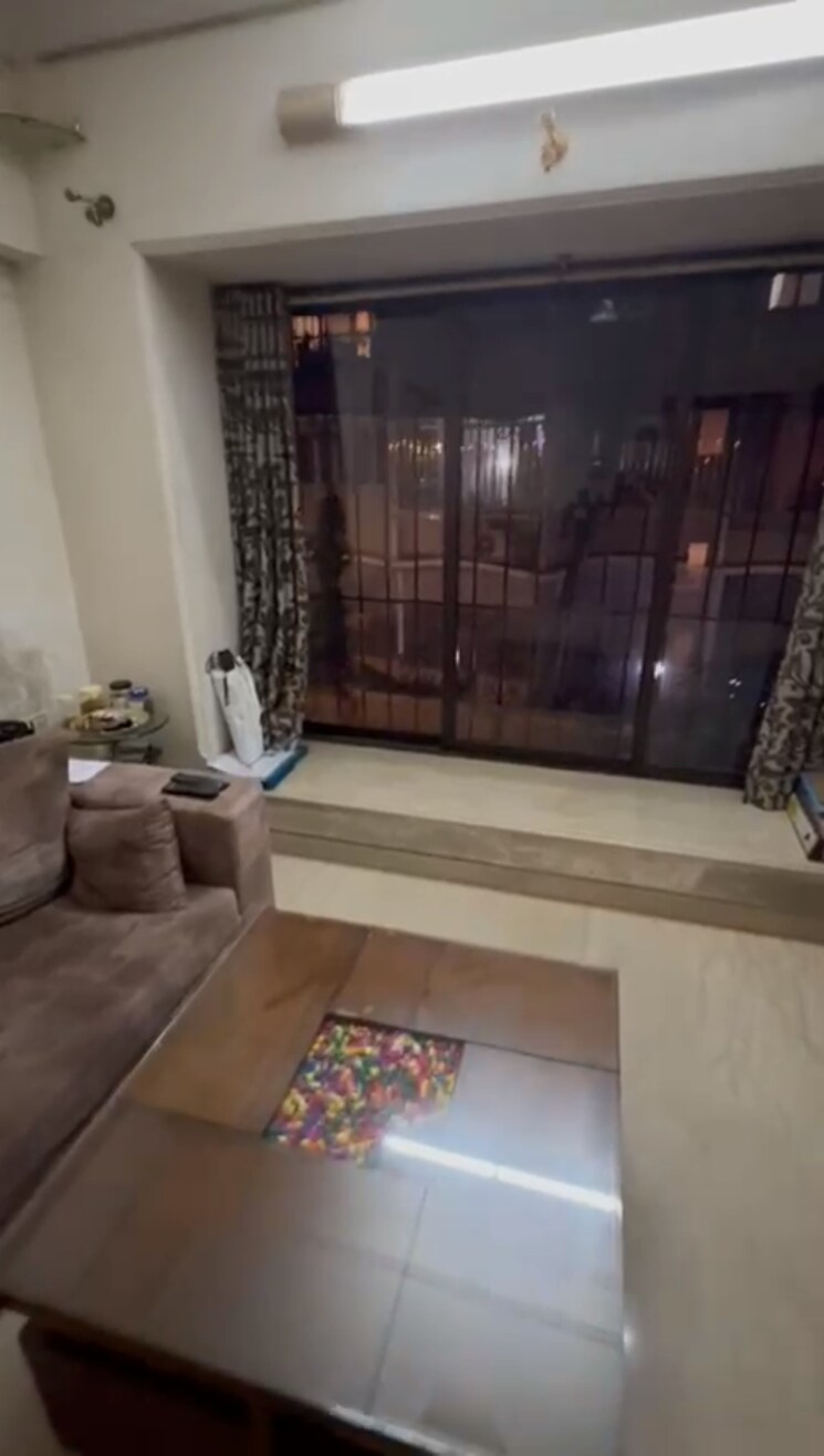 Living Room, royal-manor 2 Bedroom 615 Sq.Ft. Apartment In Bandra West Mumbai 7771479