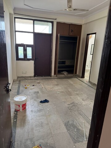 रेसिडेंशियल फ्लैट वर्ग फुट फॉर रेंट इन सेक्टर 11 द्वारका दिल्ली  7771638