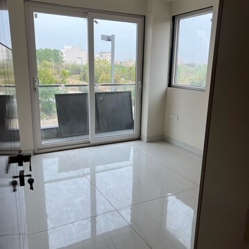 Kitchen in 3 BHK Apartment at BPTP Amstoria, Sector 102 – for Sale