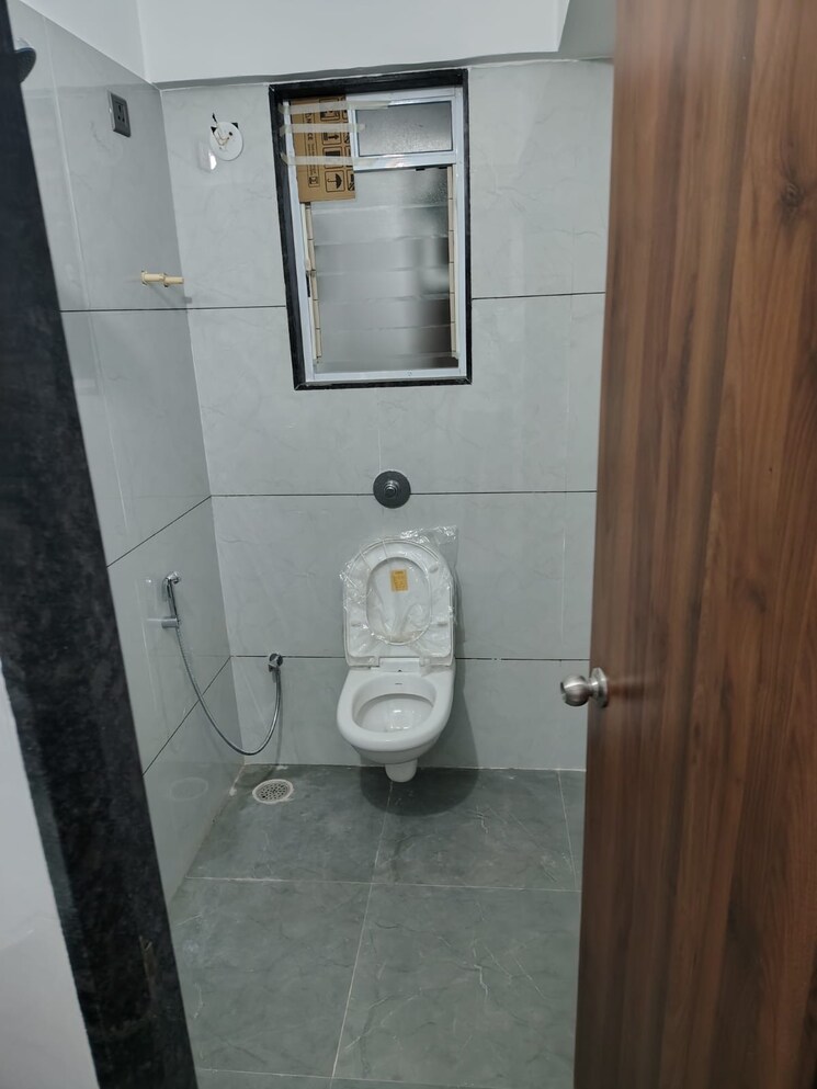 Bathroom, shree-sankalp-the-legend 2 Bedroom 660 Sq.Ft. Apartment In Hinjewadi Pune 7771645