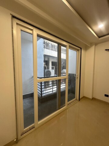 Room in 3 BHK Builder Floor at Saket – for Sale
