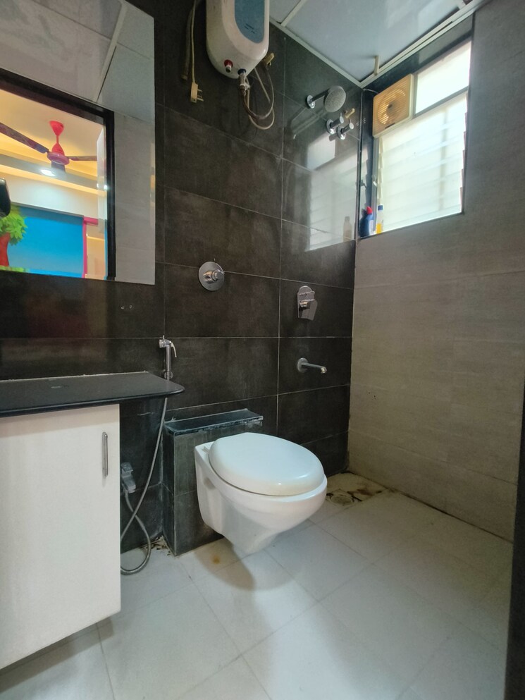 Bathroom, parin-empire 4 Bedroom 1500 Sq.Ft. Apartment In Dhayari Pune 7771374