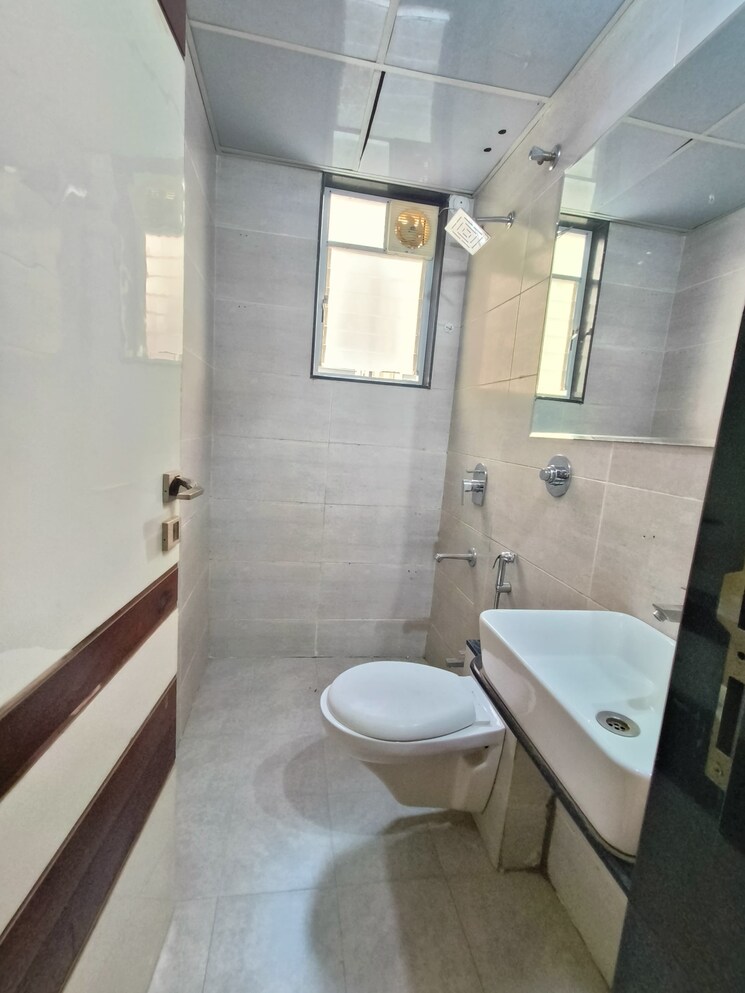 Bathroom, parin-empire 4 Bedroom 1500 Sq.Ft. Apartment In Dhayari Pune 7771374