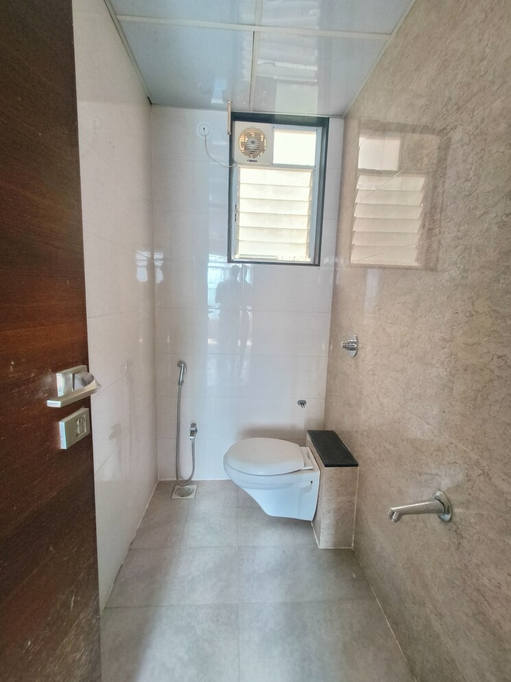 Bathroom, parin-empire 4 Bedroom 1500 Sq.Ft. Apartment In Dhayari Pune 7771374