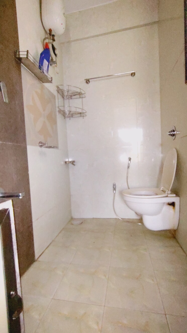 Bathroom, mayur-park 2 Bedroom 1050 Sq.Ft. Apartment In Kopar Khairane Navi Mumbai 7771847