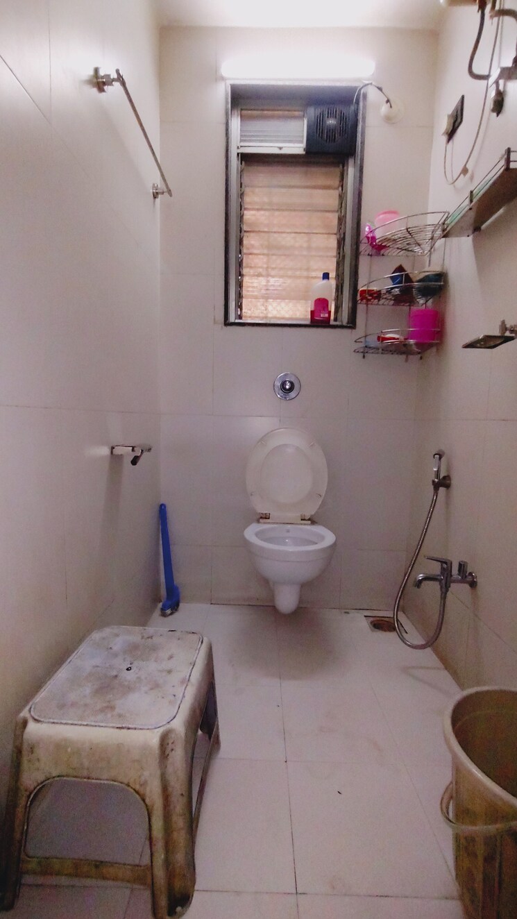 Bathroom, mayur-park 2 Bedroom 1050 Sq.Ft. Apartment In Kopar Khairane Navi Mumbai 7771847