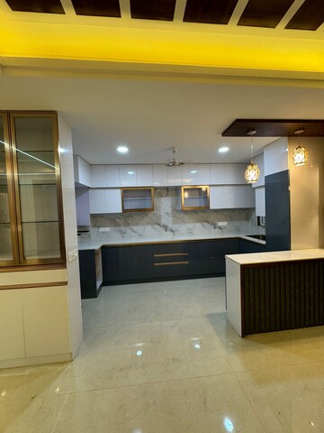 Master Bedroom in 4 BHK Builder Floor at Saket – for Sale