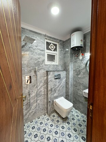 Master Bedroom in 4 BHK Builder Floor at Saket – for Sale