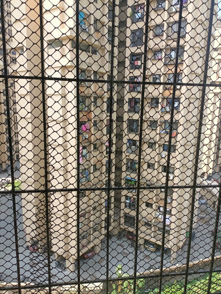 Bathroom, unnati-woods-chs 2 Bedroom 670 Sq.Ft. Apartment In Kasarvadavali Thane 7772277