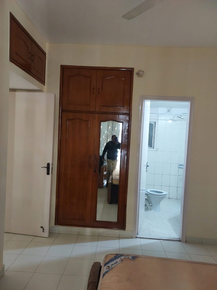 Room, ansal-sushant-estate 2 Bedroom 1177 Sq.Ft. Apartment In Sector 52 Gurgaon 7772441