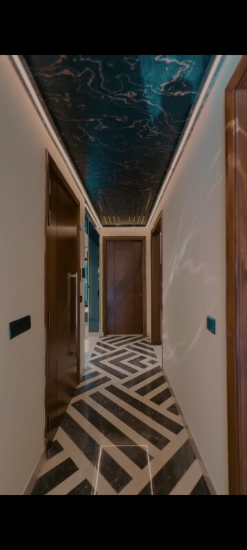 Building Lobby in 3 BHK Builder Floor at Safdarjang Enclave – for Sale