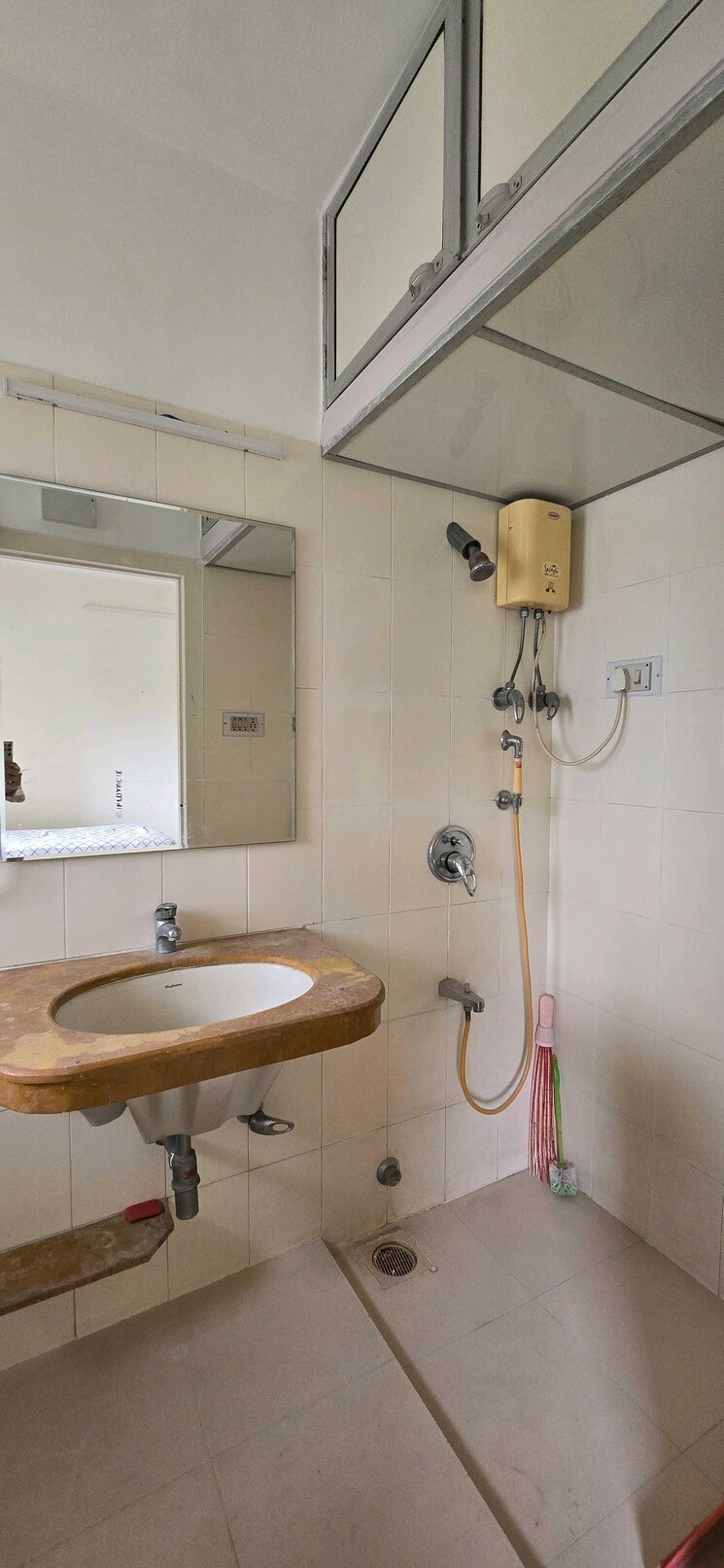 Bathroom, urvashi-malabar-hill 3 Bedroom 1306 Sq.Ft. Apartment In Malabar Hill Mumbai 7772367