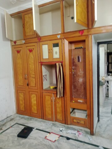 Room in 6+ BHK Independent House at Huda – for Sale
