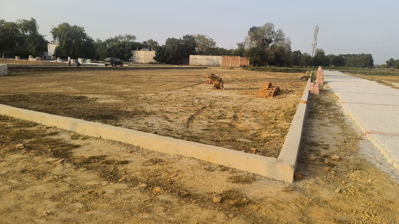 Plot For Sale in Shiv Property 