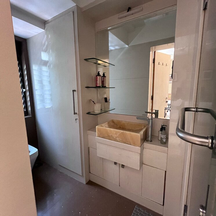 Bathroom, andheri west 6 Bedroom 2700 Sq.Ft. Apartment In Andheri West Mumbai 7772443