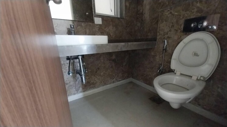 Bathroom, l-t-crescent-bay-t2 4 Bedroom 2100 Sq.Ft. Apartment In Parel Mumbai 7772563