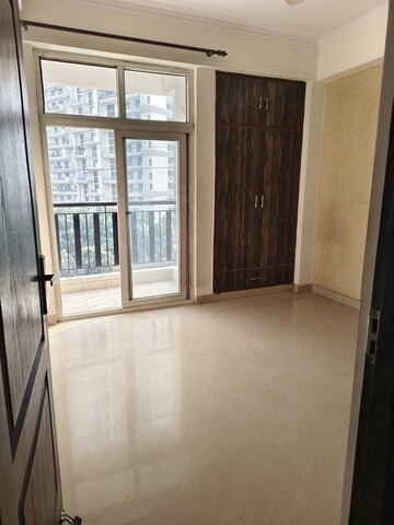 3 BHK Apartment For Rent in Amrapali Princely Estate, Sector 76
