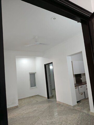 Room in 3 BHK Builder Floor at SS Mayfield Gardens, Mayfield Garden – for Sale