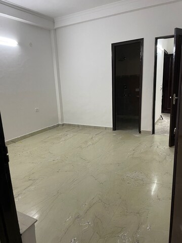 Room in 3 BHK Builder Floor at SS Mayfield Gardens, Mayfield Garden – for Sale
